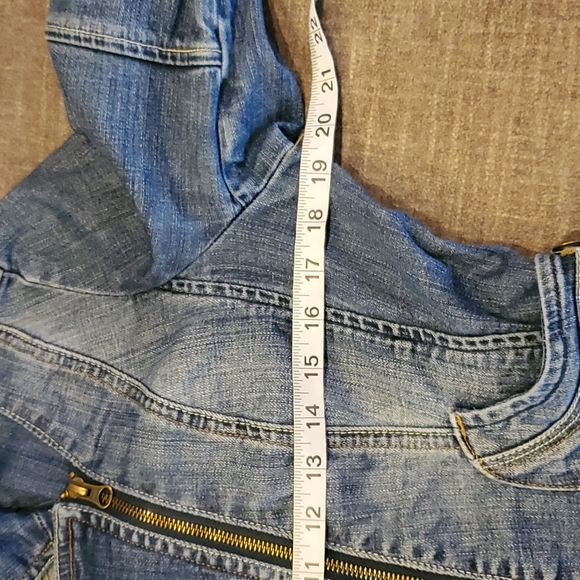 Denim jacket - Picture 9 of 10